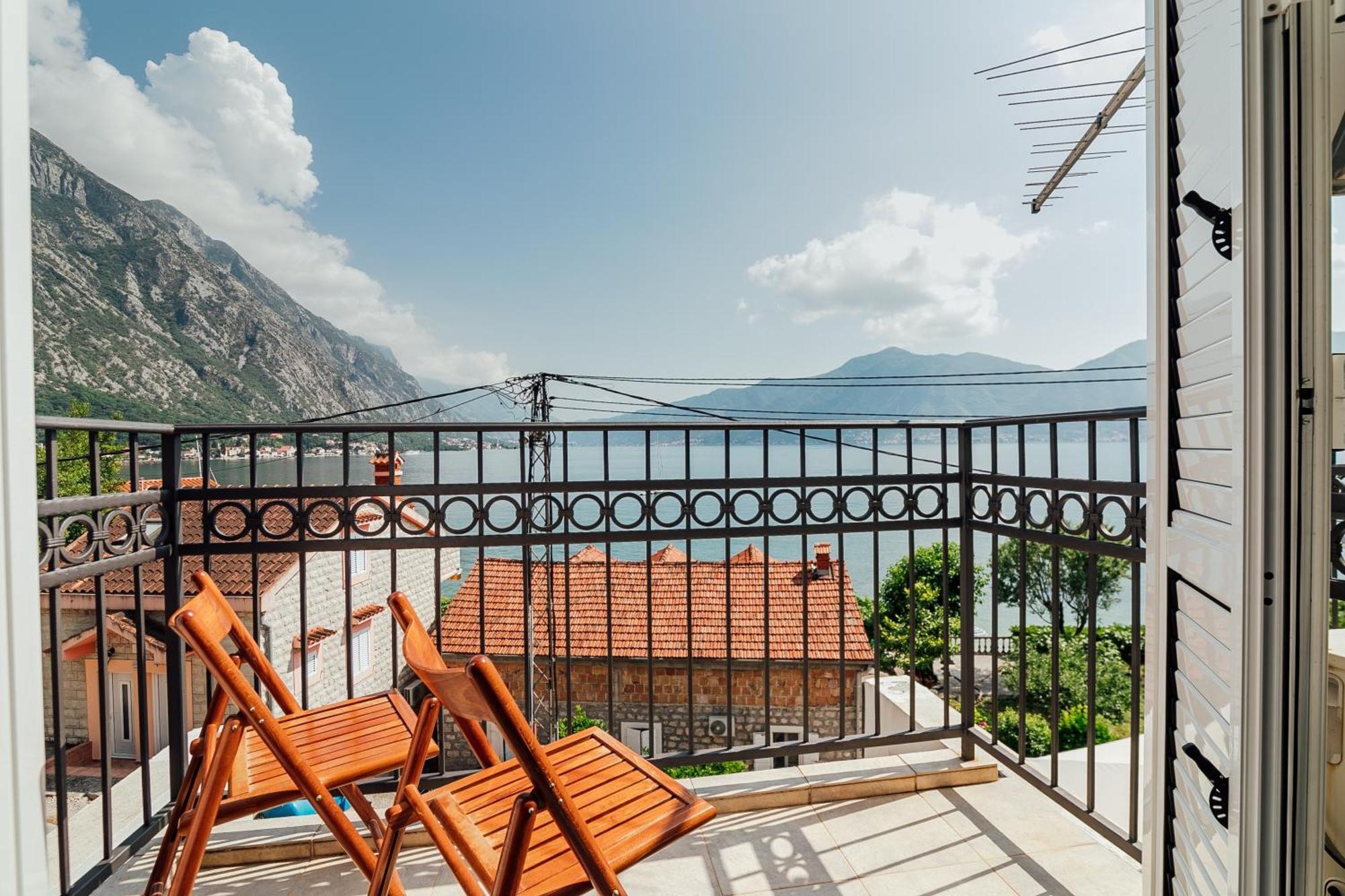 Holiday Home Amanda Hollick Kotor Bagian luar foto
