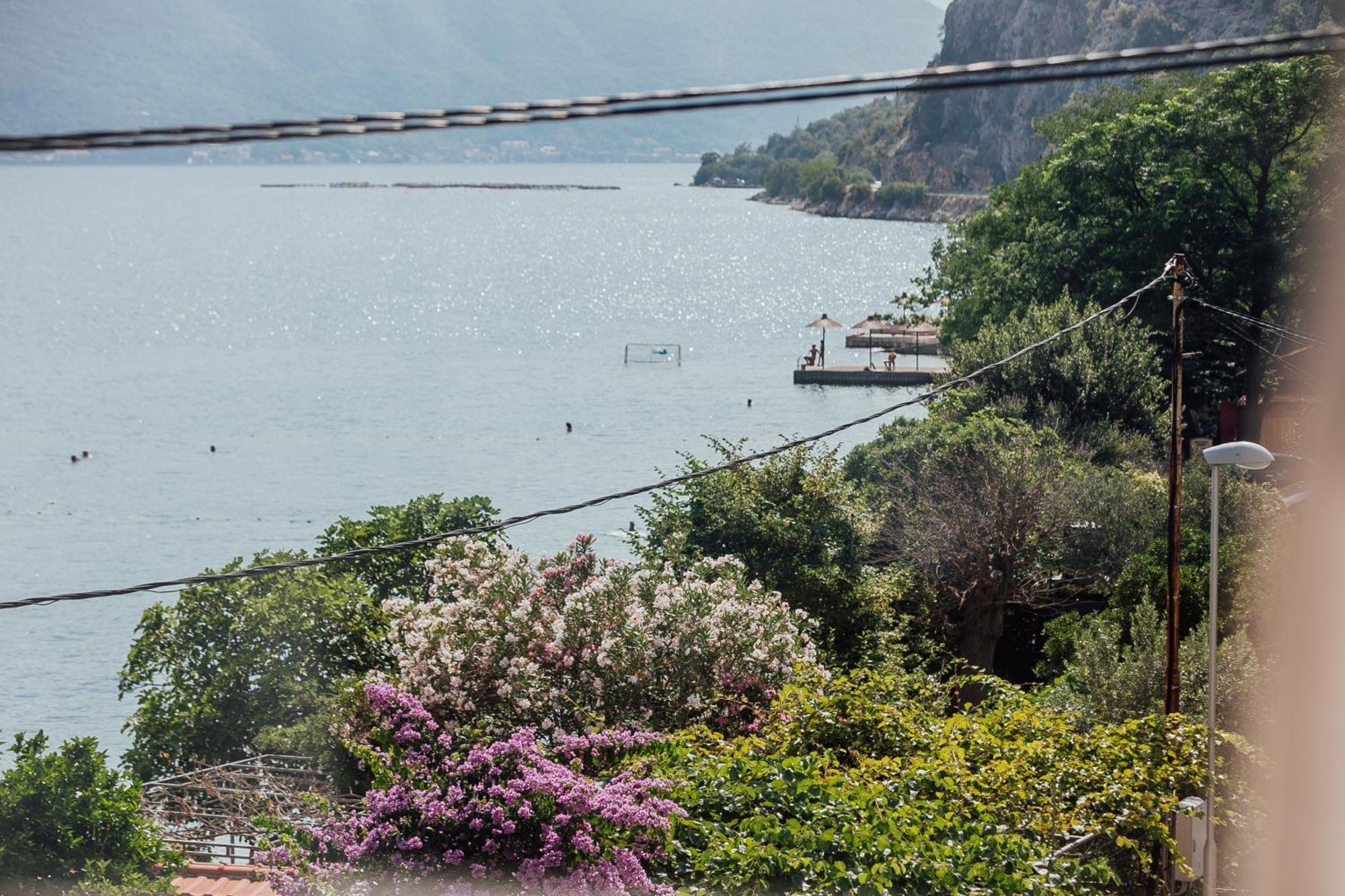 Holiday Home Amanda Hollick Kotor Bagian luar foto