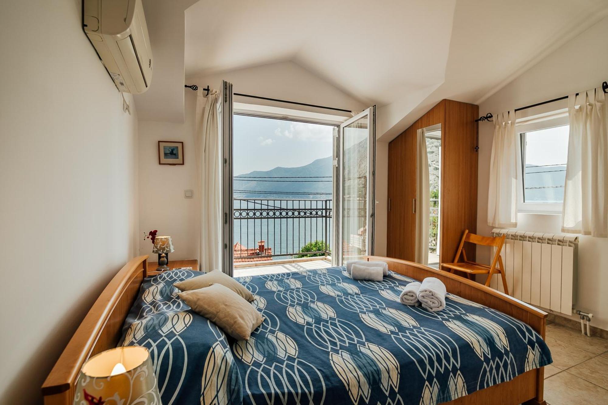 Holiday Home Amanda Hollick Kotor Bagian luar foto